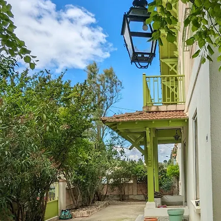 Holiday home Grande Maison Proche Carcassonne 10 P Piscine Sauna Le Grand Bellevue Cavanac